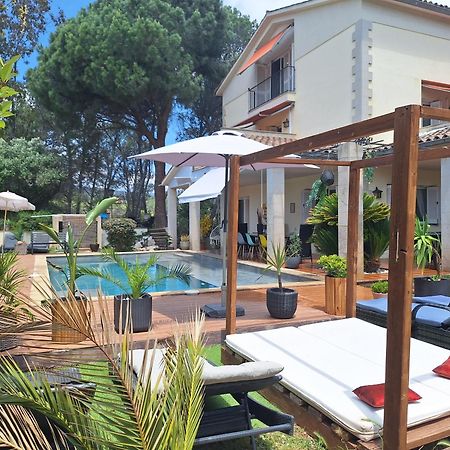 Les Canyes Cottage, Private Villa Resort Piera Екстер'єр фото