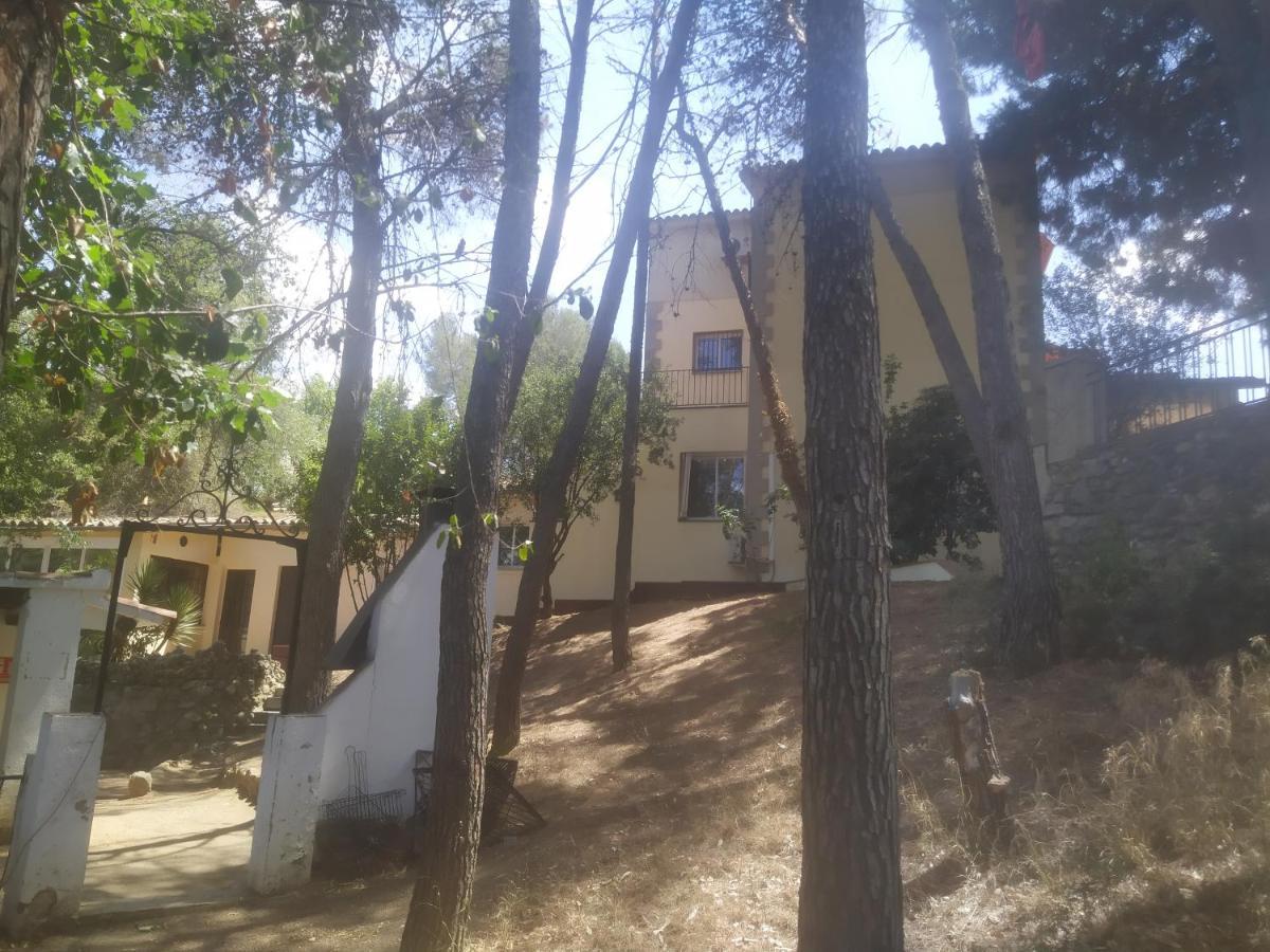 Les Canyes Cottage, Private Villa Resort Piera Екстер'єр фото