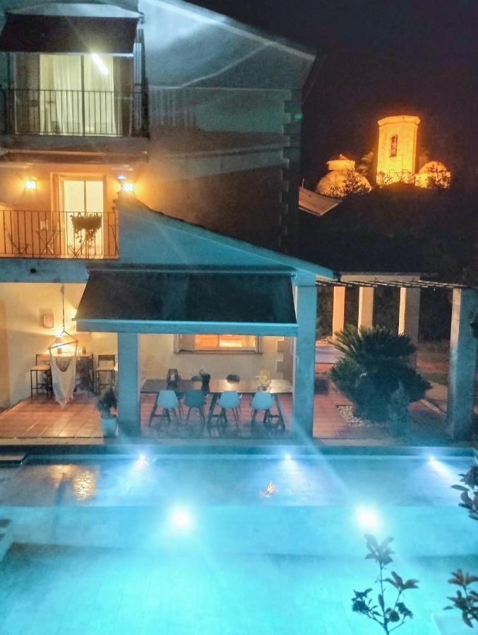 Les Canyes Cottage, Private Villa Resort Piera Екстер'єр фото