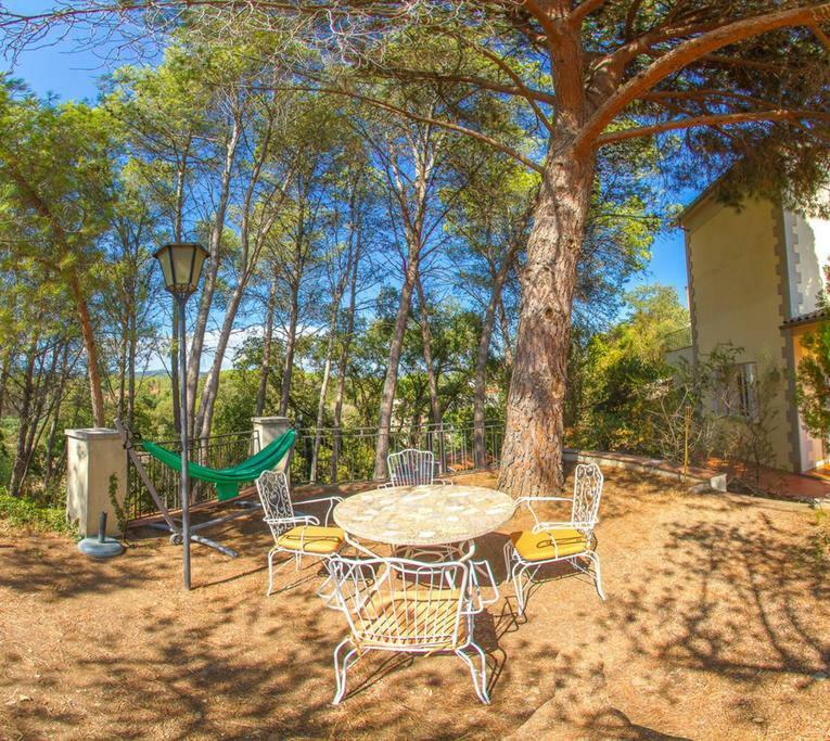 Les Canyes Cottage, Private Villa Resort Piera Екстер'єр фото