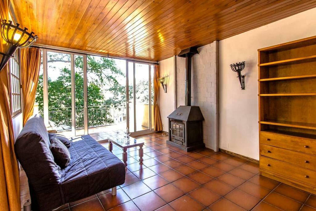 Les Canyes Cottage, Private Villa Resort Piera Екстер'єр фото