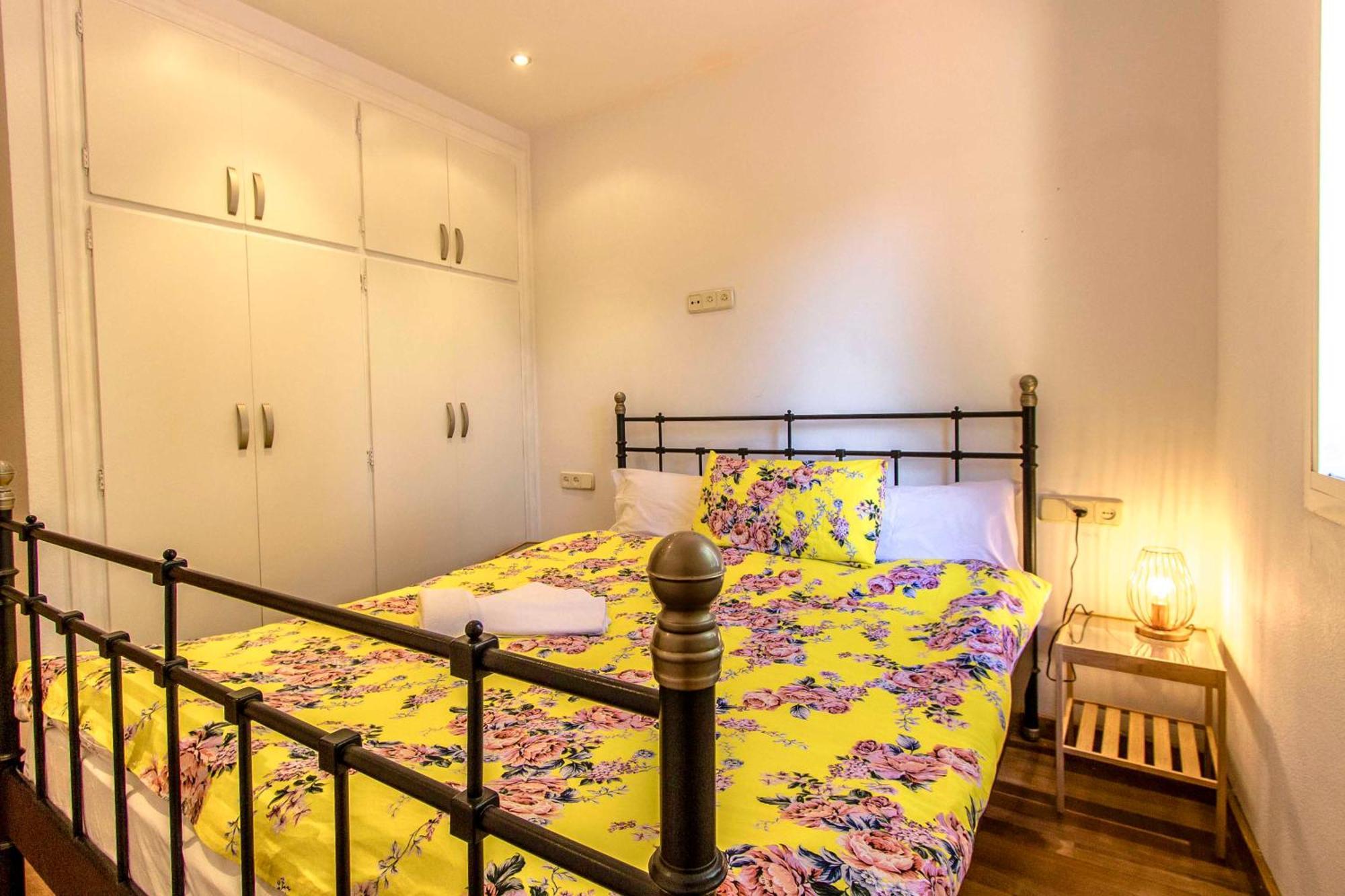 Les Canyes Cottage, Private Villa Resort Piera Екстер'єр фото